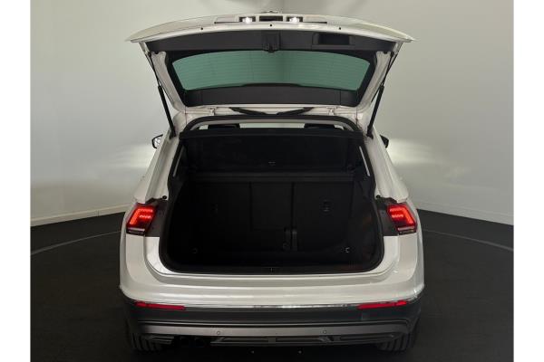 Volkswagen Tiguan ACT Highline 1.4 TSI 149pk 2017 (Origineel-NL), NV-667-S