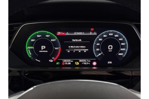 Audi e-tron 50 Launch edition plus Quattro 71 kWh 313pk 2020 (Origineel-NL), J-383-NL
