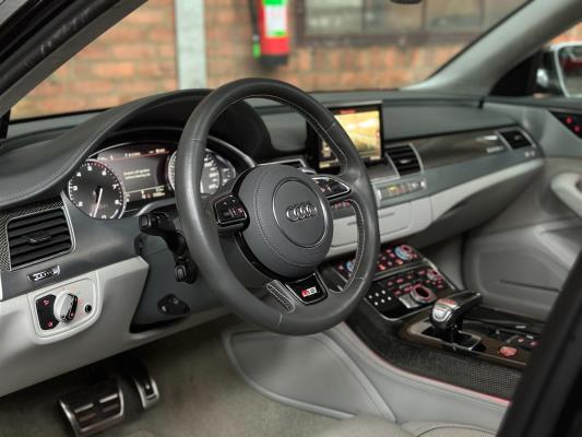 Audi S8 Sedan 4.0 TFSI Quattro V8 Biturbo 520pk 2014 - 52.000 km