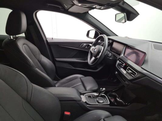 BMW 118i Corporate Executive 136pk 2021 (Origineel-NL) 1-Serie, K-407-JR