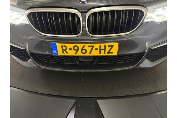 BMW M550d xDrive 5 Serie High Executive 399pk 2019 5-Serie, R-967-HZ