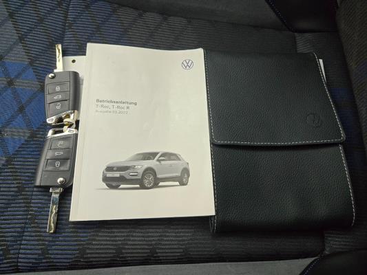 Volkswagen T-Roc 4Motion R 2.0 TSI 301pk 2022, JVZ-22-H