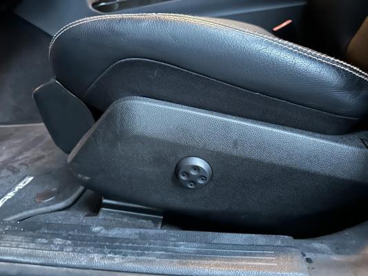 Mercedes-Benz E500 AMG 5.5 V8 388pk 2010 E-Klasse Youngtimer