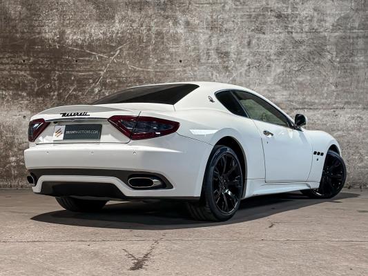 Maserati Granturismo S 4.7 V8 440pk MC Shift 440pk 2009