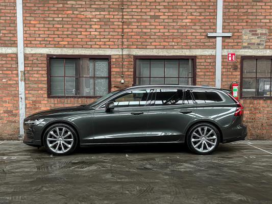 Volvo V60 2.0 T4 Momentum Proline 188pk 2019 (Origineel-NL), ZP-740-L