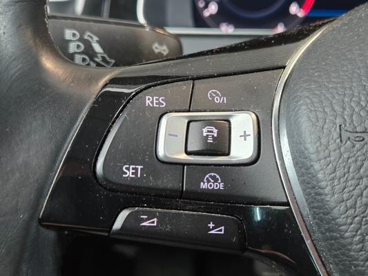 Volkswagen Golf Variant Highline Business R 1.6 TDI 116pk 2017 (Origineel-NL), RB-044-B