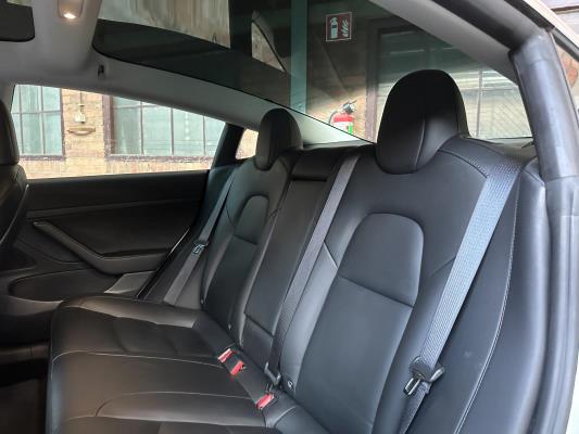 Tesla Model 3 Standard RWD Plus 60 kWh 238pk 2020 (Origineel-NL + 1e eigenaar, K-953-BT