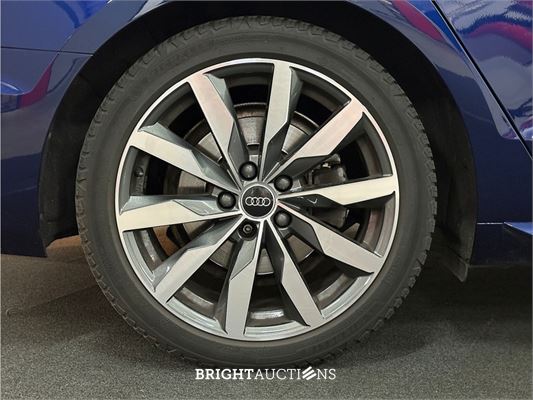 Audi A4 Avant 35 S edition Competition TFSI 149pk 2024 (Origineel-NL), Z-046-PK