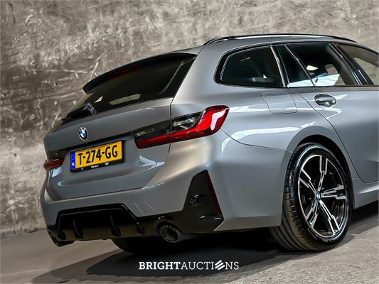 BMW 320d Touring M Soprt 190pk 2023 3-serie (Origineel-NL + 1e eigenaar), T-274-GG