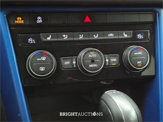 Volkswagen T-Roc Sport 1.5 TSI 150pk 2019, Z-260-HV