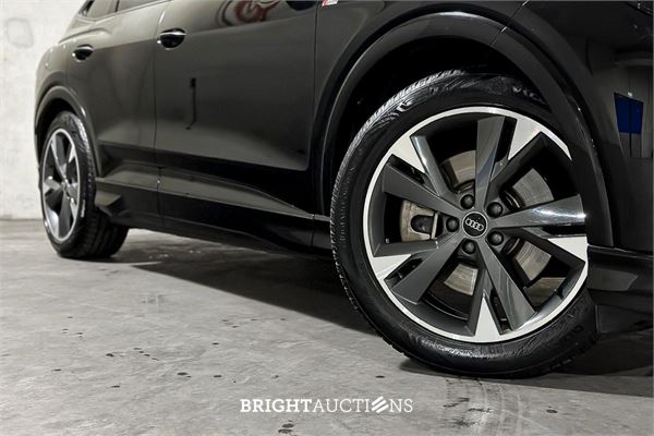 Audi Q4 Sportback e-tron 40 Launch edition S Competition 77 kWh 204pk 2021 (Origineel-NL), N-622-TH