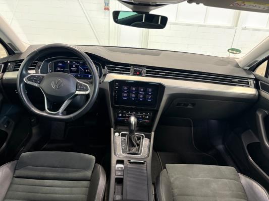 Volkswagen Passat Variant R-Line Business 1.5 TSI 150pk 2022, S-017-JD