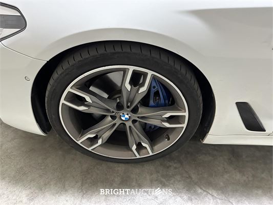 BMW M550i xDrive High Executive 462pk 2018 5-serie, KKP-44-R