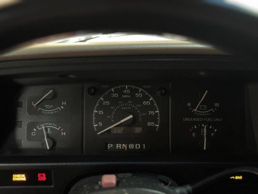 Ford E150 5.0 1993, 95-VH-NN