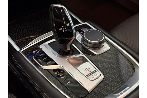 BMW 745e High Executive 398pk 2020 7-Serie, K-406-DX