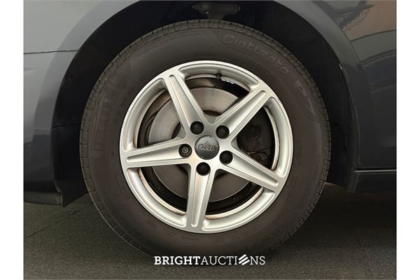 Audi A4 35 Pro Line TFSI 149pk 2020 (Origineel-NL), J-439-NH