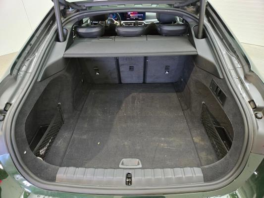 BMW i4 eDrive40 84 kWh 340pk 2022 (Origineel-NL), R-272-ZV