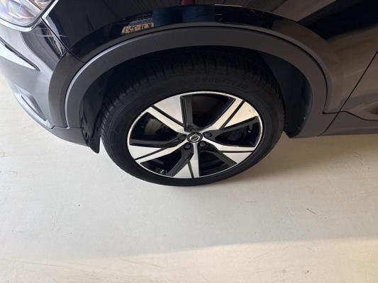 Volvo XC40 Recharge P8 R-Design AWD 408pk 2021 (Origineel-NL), L-779-KP