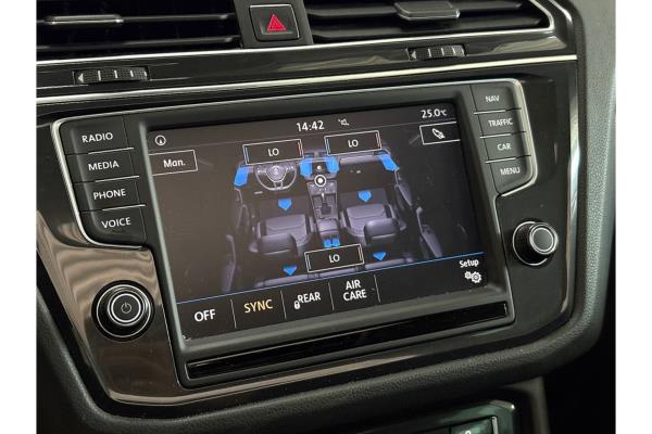 Volkswagen Tiguan ACT Highline 1.4 TSI 149pk 2017 (Origineel-NL), NV-667-S