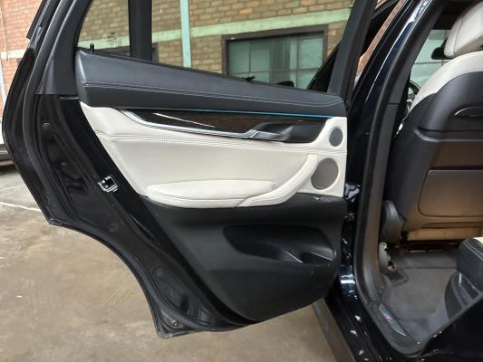 BMW X6 M50d 3.0 M-Sport 381pk 2015 F16 (Origineel-NL), 4-ZTN-33