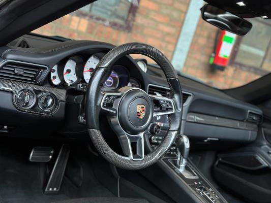 Porsche 911 991.2 Turbo S Cabrio 3.8 V6 581pk 2017 (Origineel-NL+2e eigenaar), PG-468-L