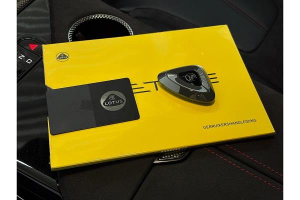 Lotus Eletre EDS 450 4WD 112 kWh 612pk 2023 (Origineel-NL), X-319-JJ