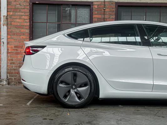 Tesla Model 3 Standard RWD Plus 60 kWh 238pk 2020 (Origineel-NL + 1e eigenaar, K-953-BT