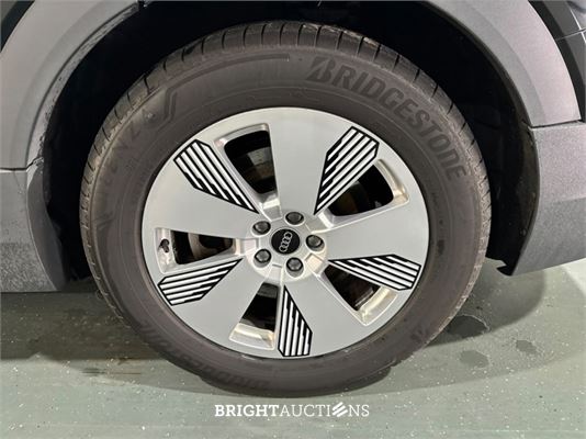Audi e-tron 55 edition Quattro 95 kWh 408pk 2022 (Origineel-NL), R-329-SF
