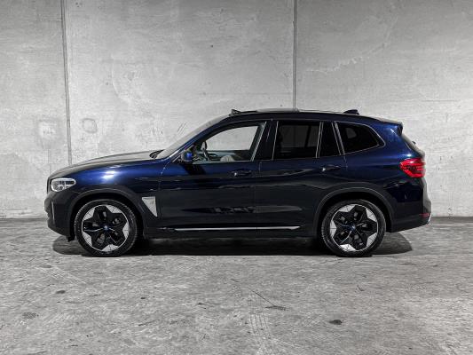 BMW iX3 High Executive 80 kWh 286pk 2021 G08 (Origineel-NL + 1e Eigenaar), N-444-RG