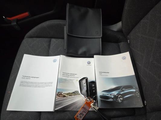 Volkswagen Golf Life 1.5 TSI 131pk 2020 (Origineel-NL), J-437-KF