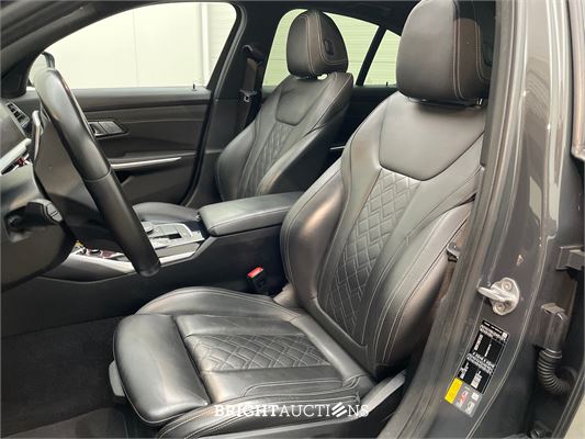 BMW 330e 3-serie eDrive Edition 296pk 2020 (Origineel-NL) 3-Serie, J-751-TG