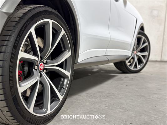 Jaguar F-Pace 5.0 V8 S/C AWD SVR 551pk 2019, T-214-ZB