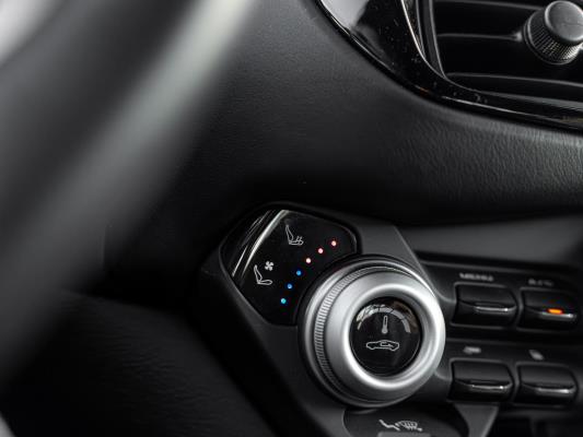 Aston Martin Vantage 4.0 V8 510pk 2021, X-777-DL