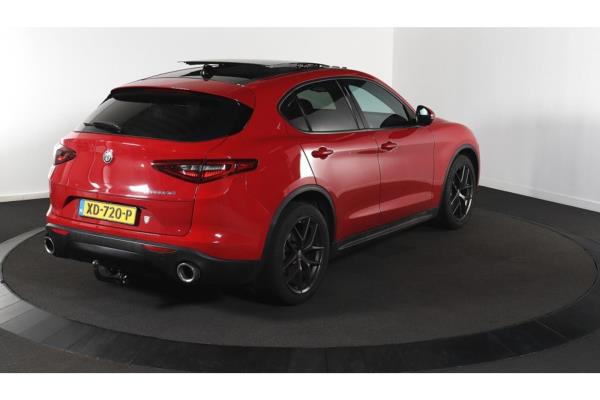 Alfa Romeo Stelvio 2.2d Super 2.2 150pk 2018, XD-720-P