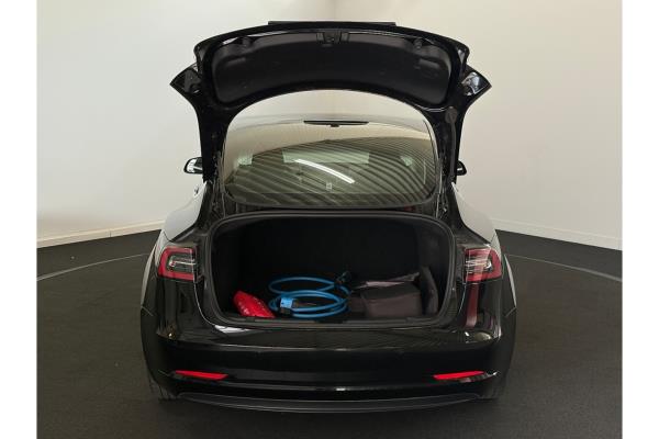 Tesla Model 3 Standard RWD Plus 60 kWh 238pk 2020 (Origineel-NL), K-848-FF