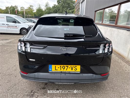 Ford Mustang Mach-E RWD 75 kWh 259pk 2021 (Origineel-NL), L-197-VS