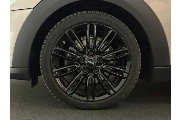 MINI One Business Edition 1.5 102pk 2022 (Origineel-NL), P-333-LL