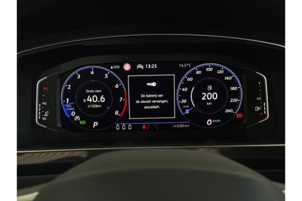 Volkswagen Tiguan R-Line Business 1.5 TSI 149pk 2023 (Origineel-NL), S-564-RH