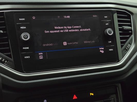 Volkswagen T-Roc Sport 1.5 TSI 150pk 2018, L-388-JZ