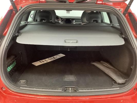 Volvo V60 B3 R-Design 2.0 163pk 2021 (Origineel-NL), L-711-FN