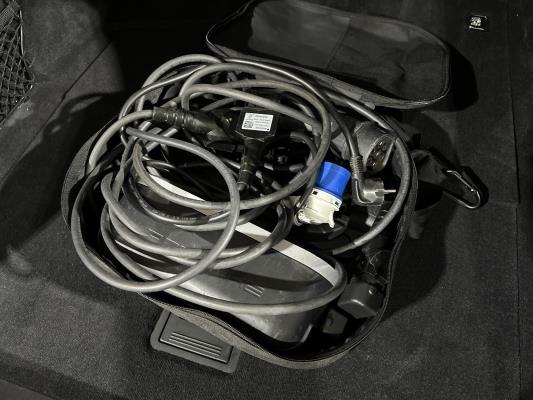 Porsche Panamera Sport Turismo  4 E-Hybrid 2.9 V6 462pk 2018, L-703-KR