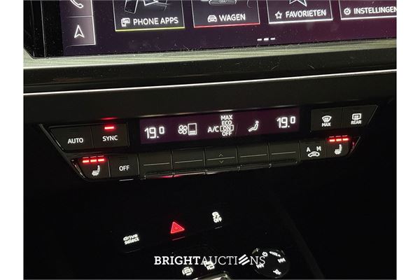 Audi Q4 40 S edition 77 kWh 2022 (Origineel-NL), R-245-LF