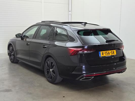 Škoda Octavia Combi iV RS 2.0 TSI 245pk 2021, R-156-SR