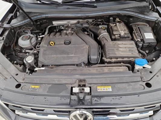 Volkswagen Tiguan Highl. Bus R 1.5 TSI 150pk 2020 (Origineel-NL), J-885-HF