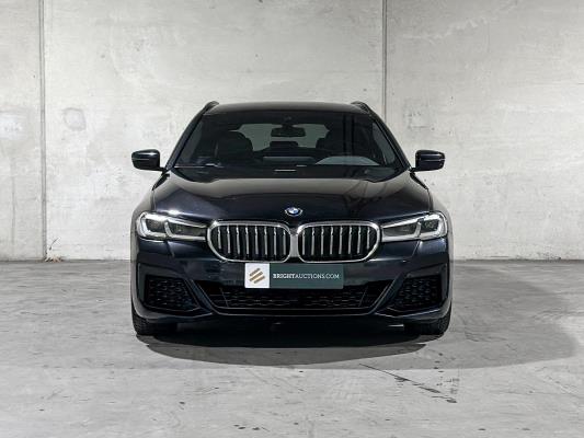 BMW 520i Touring High Executive Edition M-Sport 184pk 2021 (Origineel-NL) 5-Serie G31, L-194-JX