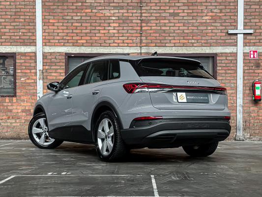 Audi Q4 e-tron 35 Launch edition 55 kWh 170pk 2021 (Origineel-NL+1e eigenaar), N-924-PK