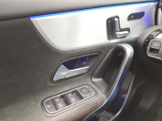 Mercedes-Benz A 180 Solution AMG 136pk 2021 (Origineel-NL) A-klasse, K-184-BL