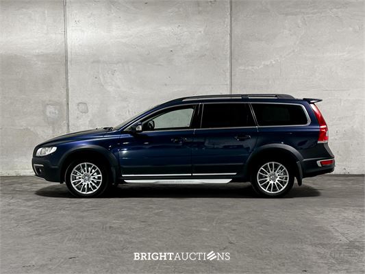 Volvo XC70 2.0 D4 FWD Momentum 181pk 2014 (Origineel-NL) Automaat, 2-XLB-00