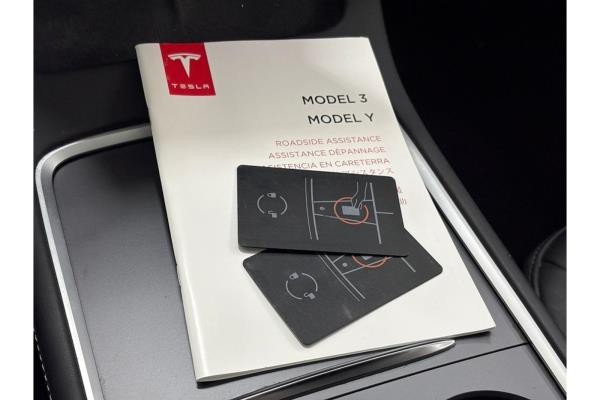 Tesla Model 3 Standard RWD Plus 60 kWh 238pk 2021 (Origineel-NL), N-008-RP