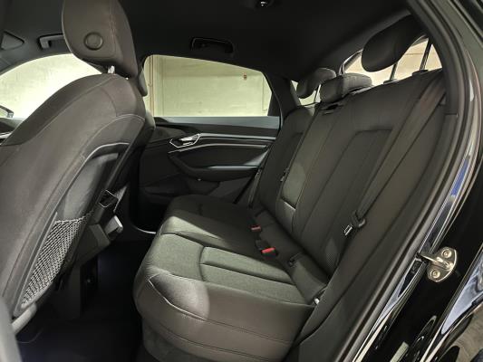 Audi e-tron Sportback 55 quattro Business edition 95 kWh 408pk 2020 (Origineel-NL+1e eigenaar), K-601-GZ